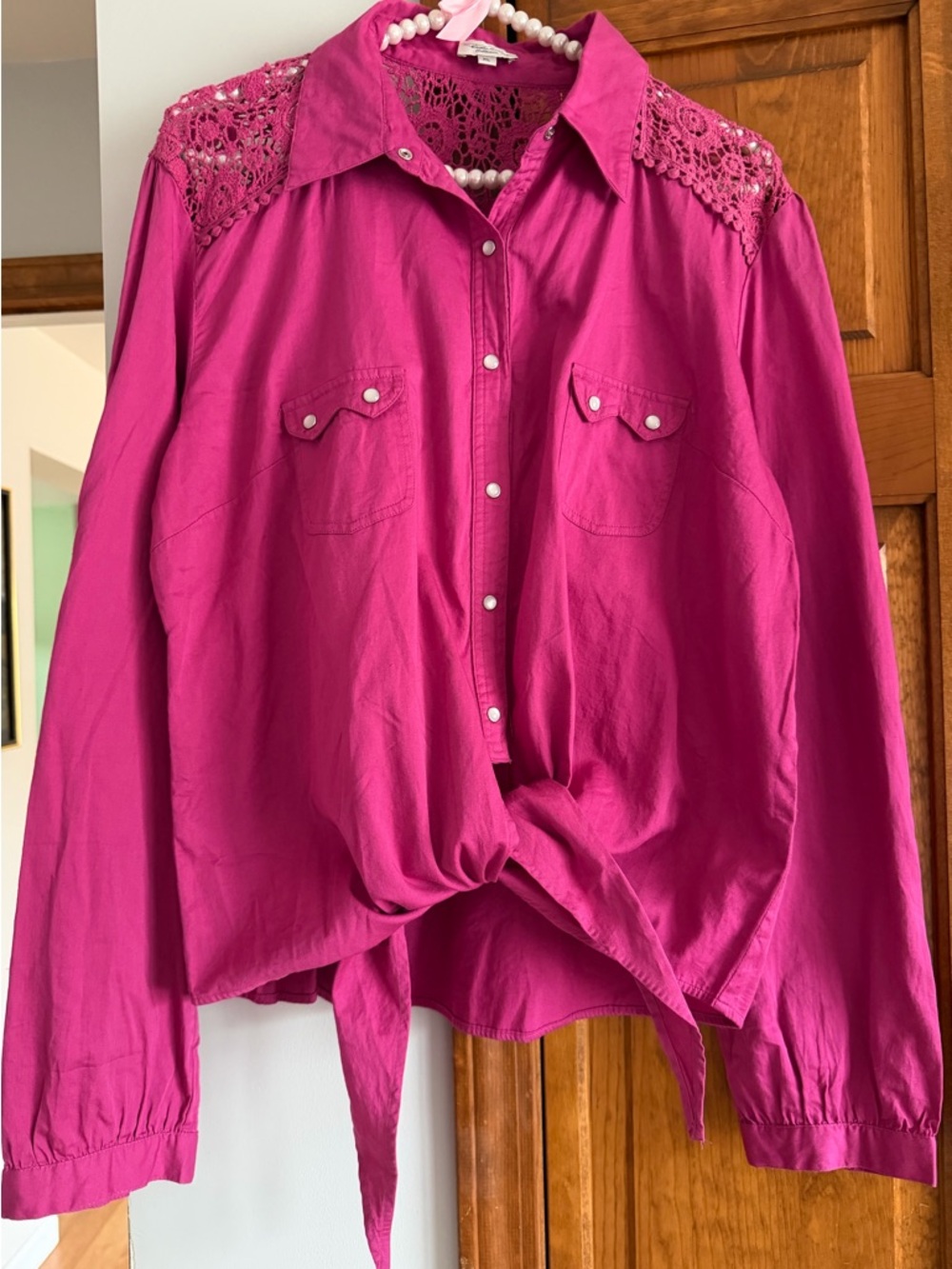 Tasha Polizzi Western Fuchsia Snap Button Tie Front Top XL
